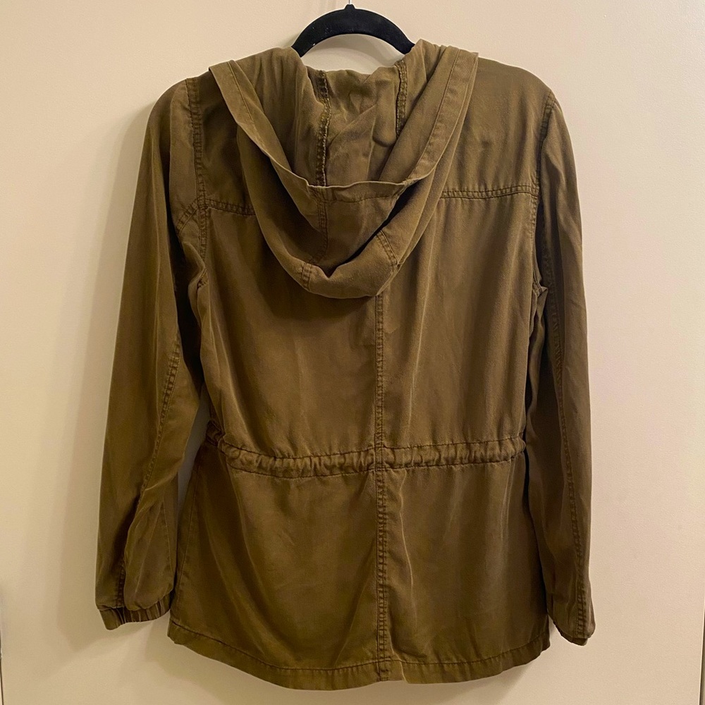 Lightweight Olive Utility Jacket - Picture 2 of 3